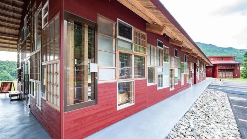 cửa sổ bỏ đi được quyên góp bởi cư dân cửa sổ bỏ đi được quyên góp bởi cư dân